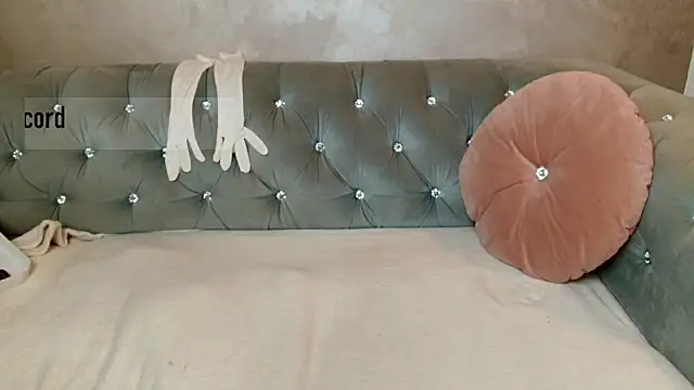 xoCaroxQueenxo online show from 19, 3, 2025