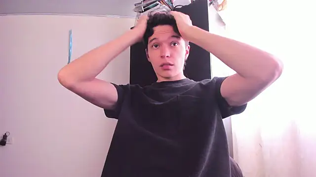 Snapshot of Mastrangelo_xxx chatting on 21, 3, 2025 Mastrangelo xxx online show from 21, 3, 2025