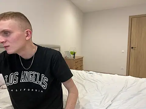 Snapshot of alisanikita chatting on 12, 2, 2025 alisanikita online show from 12, 2, 2025