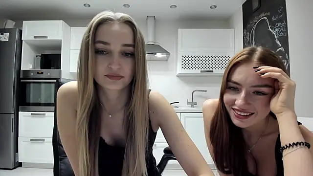 Snapshot of lisenok chatting on 12, 10, 2025 lisenok online show from 12, 10, 2025