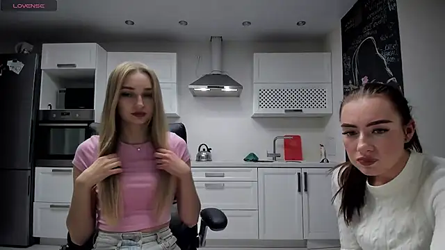 lisenok online show from 17, 6, 2026