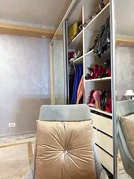 AlessiaExquisit online show from 24, 4, 2026