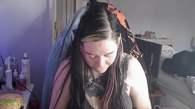 AureliaXOX online show from 26, 9, 2025