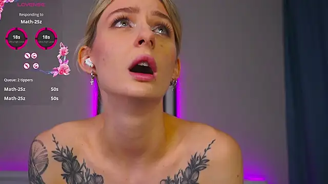 LeaCox  online show from 5, 11, 2025