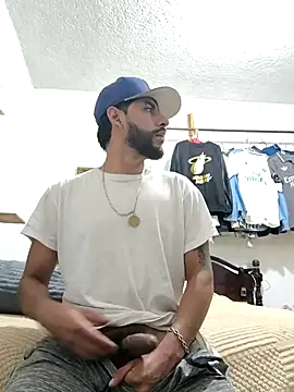 Snapshot of dickman10 chatting on 23, 2, 2025 dickman10 online show from 23, 2, 2025