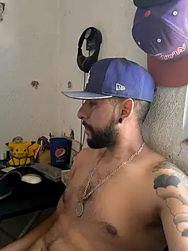 Snapshot of dickman10 chatting on 8, 3, 2025 dickman10 online show from 8, 3, 2025