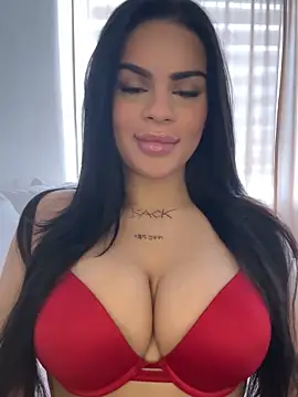 Snapshot of mrsbellanova chatting on 9, 10, 2025 mrsbellanova online show from 9, 10, 2025