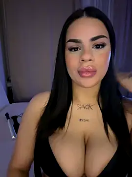 Snapshot of mrsbellanova chatting on 6, 11, 2025 mrsbellanova online show from 6, 11, 2025