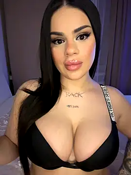 Snapshot of mrsbellanova chatting on 13, 11, 2025 mrsbellanova online show from 13, 11, 2025