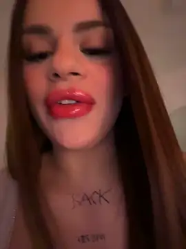 mrsbellanova online show from 17, 2, 2026