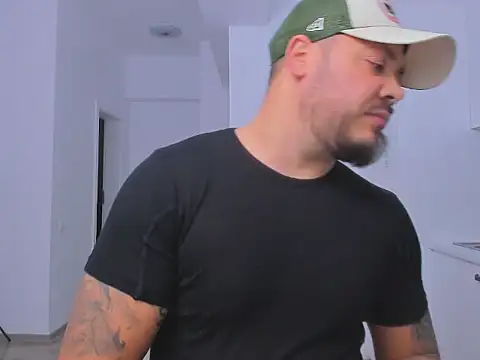 ZackMasterss online show from 13, 11, 2025