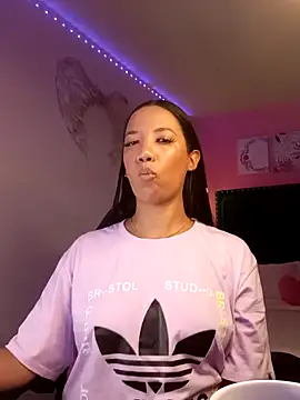 SallyWhitee online show from 9, 2, 2026