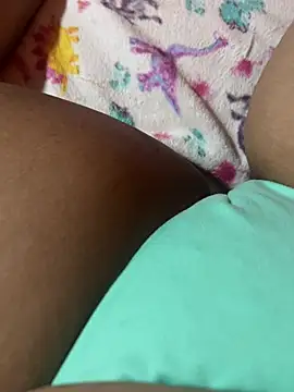 tunenarica22 online show from 27, 4, 2026