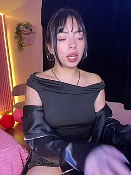 Snapshot of Valu_euphoria chatting on 22, 2, 2025 Valu euphoria online show from 22, 2, 2025