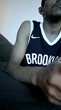 Mineirinho043 online show from 15, 3, 2025