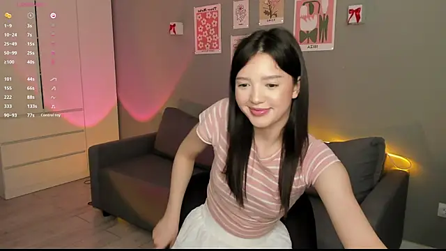 RikoAsada online show from 4, 3, 2025