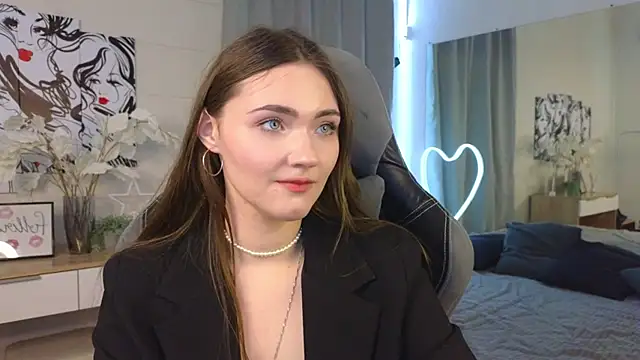 Snapshot of Kira_Jin chatting on 4, 3, 2025 Kira Jin online show from 4, 3, 2025