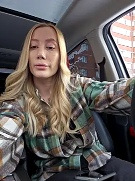 Snapshot of Pussy_Drive03 chatting on 18, 12, 2025 Pussy Drive03 online show from 18, 12, 2025