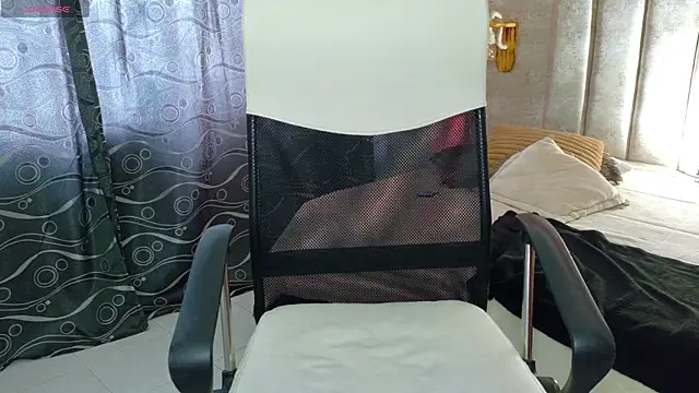 Alektra bryce online show from 18, 9, 2025