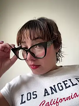 Snapshot of Maggie_Geller chatting on 14, 2, 2026 Maggie Geller online show from 14, 2, 2026