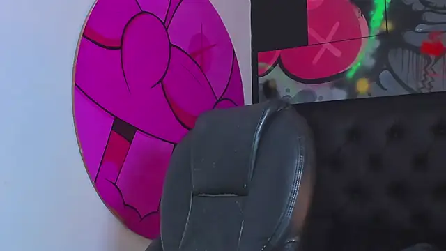 ISAAC CRYSTON online show from 2, 10, 2025