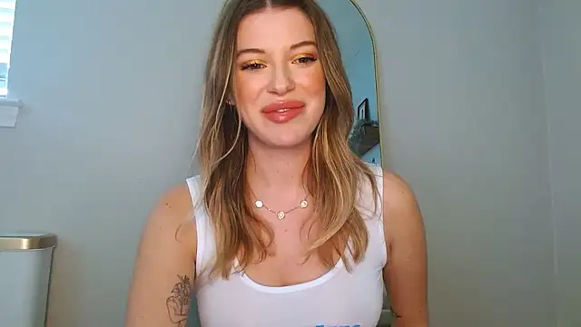 Snapshot of rileydepp chatting on 6, 3, 2025 rileydepp online show from 6, 3, 2025