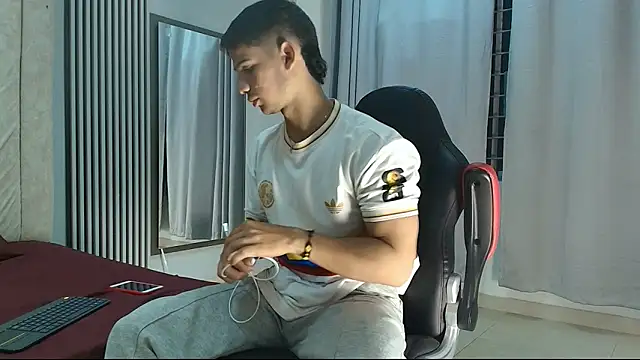 ANDRES STUD online show from 29, 9, 2025