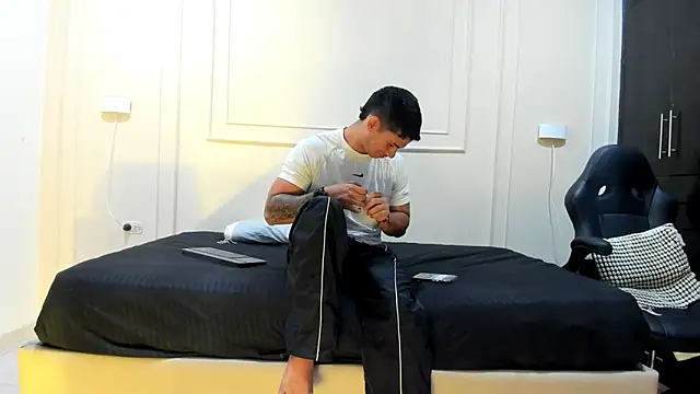 ANDRES STUD online show from 28, 5, 2026