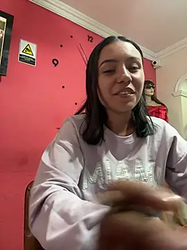 Snapshot of julieta_fn chatting on 22, 7, 2026 julieta fn online show from 22, 7, 2026
