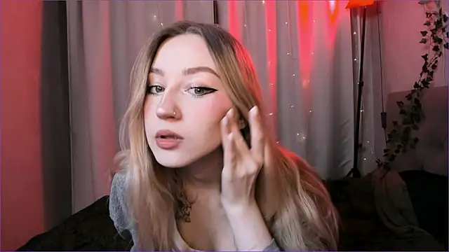 Snapshot of margorazentals chatting on 8, 3, 2026 margorazentals online show from 8, 3, 2026