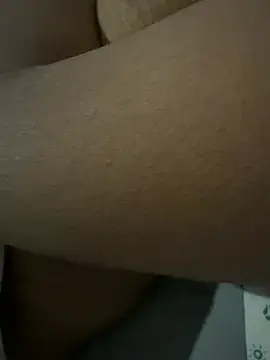 shakybabyx online show from 6, 6, 2026
