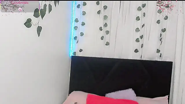 Snapshot of Irina_milkmaid chatting on 30, 4, 2026 Irina milkmaid online show from 30, 4, 2026