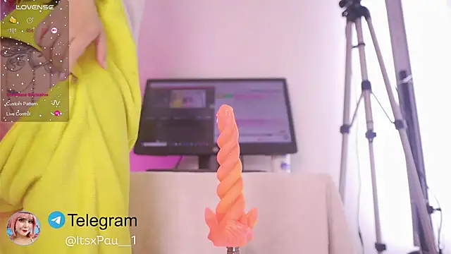 Neekito  online show from 28, 11, 2025