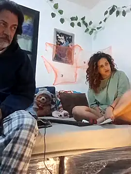 jeans and emma online show from 14, 10, 2025