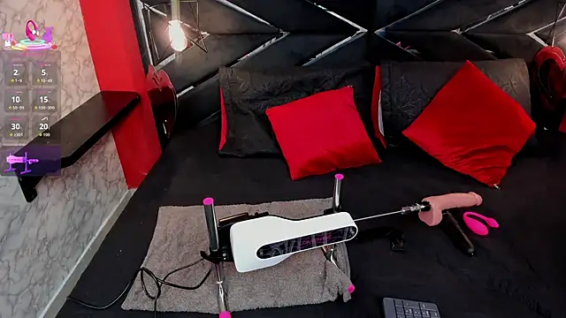 IVISBOUNCYASS online show from 26, 9, 2025