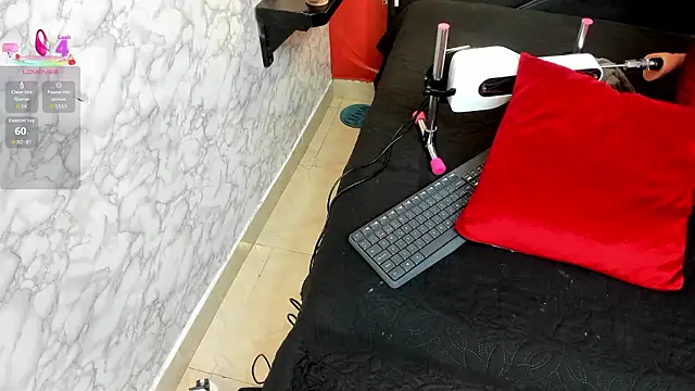 IVISBOUNCYASS online show from 12, 3, 2026