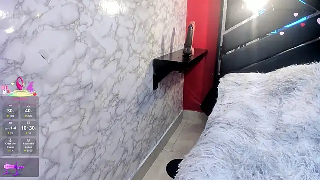 IVISBOUNCYASS online show from 23, 4, 2026