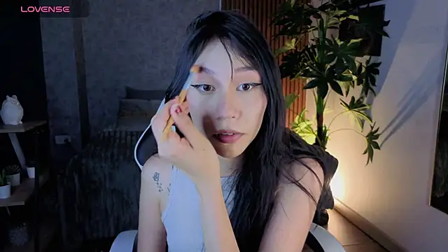 Miaa Lee7 online show from 30, 7, 2026