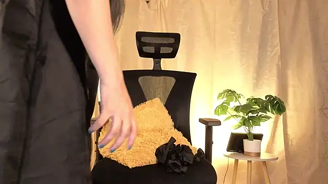 sophia dumont online show from 27, 4, 2026