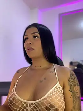 tinalove7 online show from 28, 4, 2026