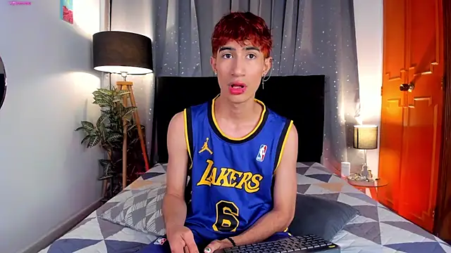 NovaaWheler online show from 28, 2, 2025