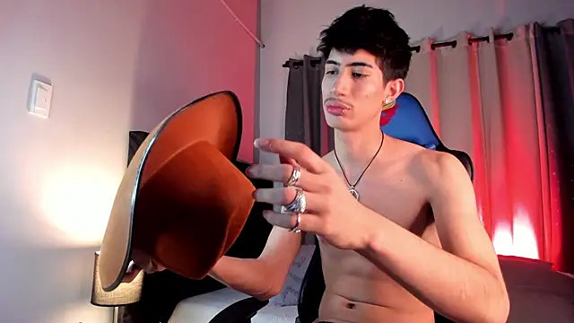 NovaaWheler online show from 2, 10, 2025