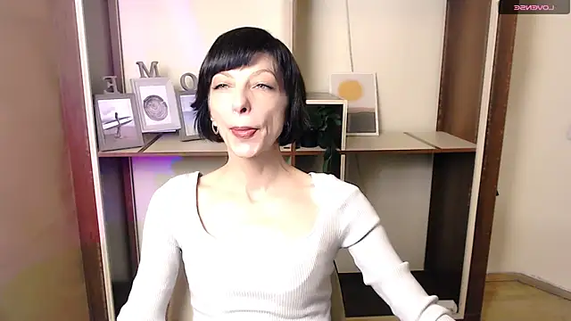  AngeliaFlow  online show from 24, 10, 2025