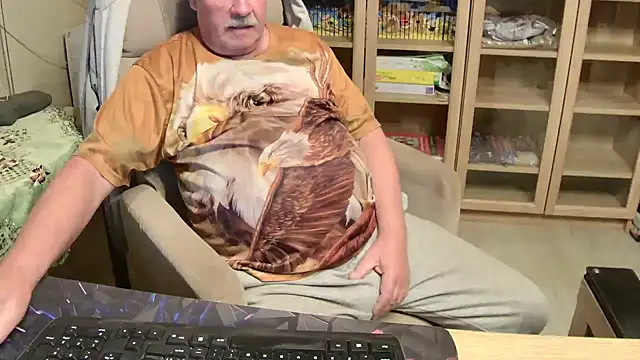 Snapshot of barenfan chatting on 15, 1, 2026 barenfan online show from 15, 1, 2026