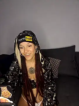 nickelfie online show from 6, 3, 2025