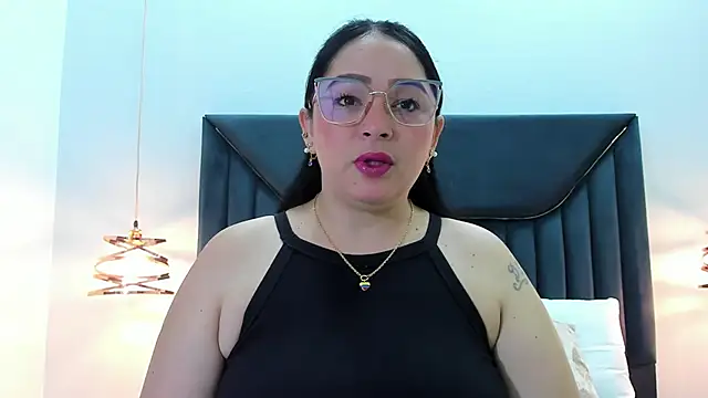 Snapshot of ZamiraGates chatting on 2, 3, 2025 ZamiraGates online show from 2, 3, 2025