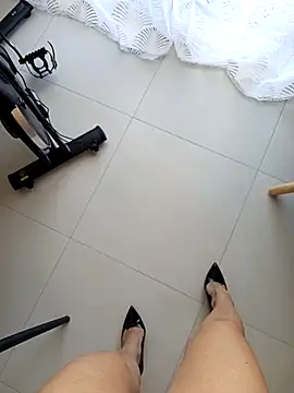 bambolina sexy1985 online show from 27, 4, 2026