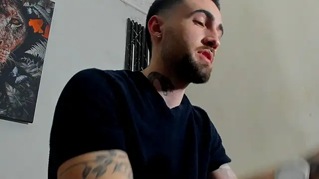 Luke davis01 online show from 26, 2, 2025