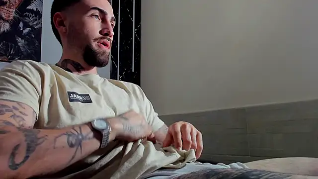 Luke davis01 online show from 26, 2, 2025