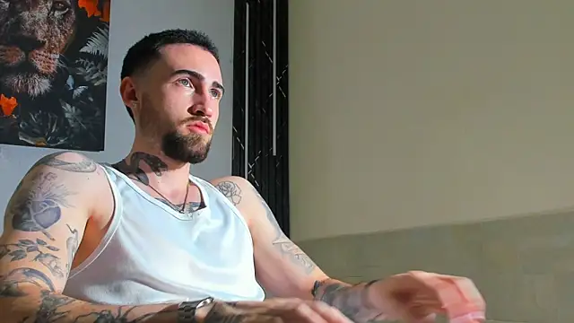 Luke davis01 online show from 1, 3, 2025